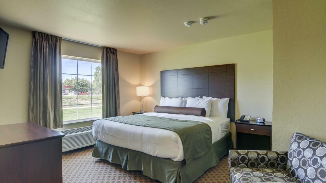 Cobblestone Inn & Suites-Kersey Dış mekan fotoğraf