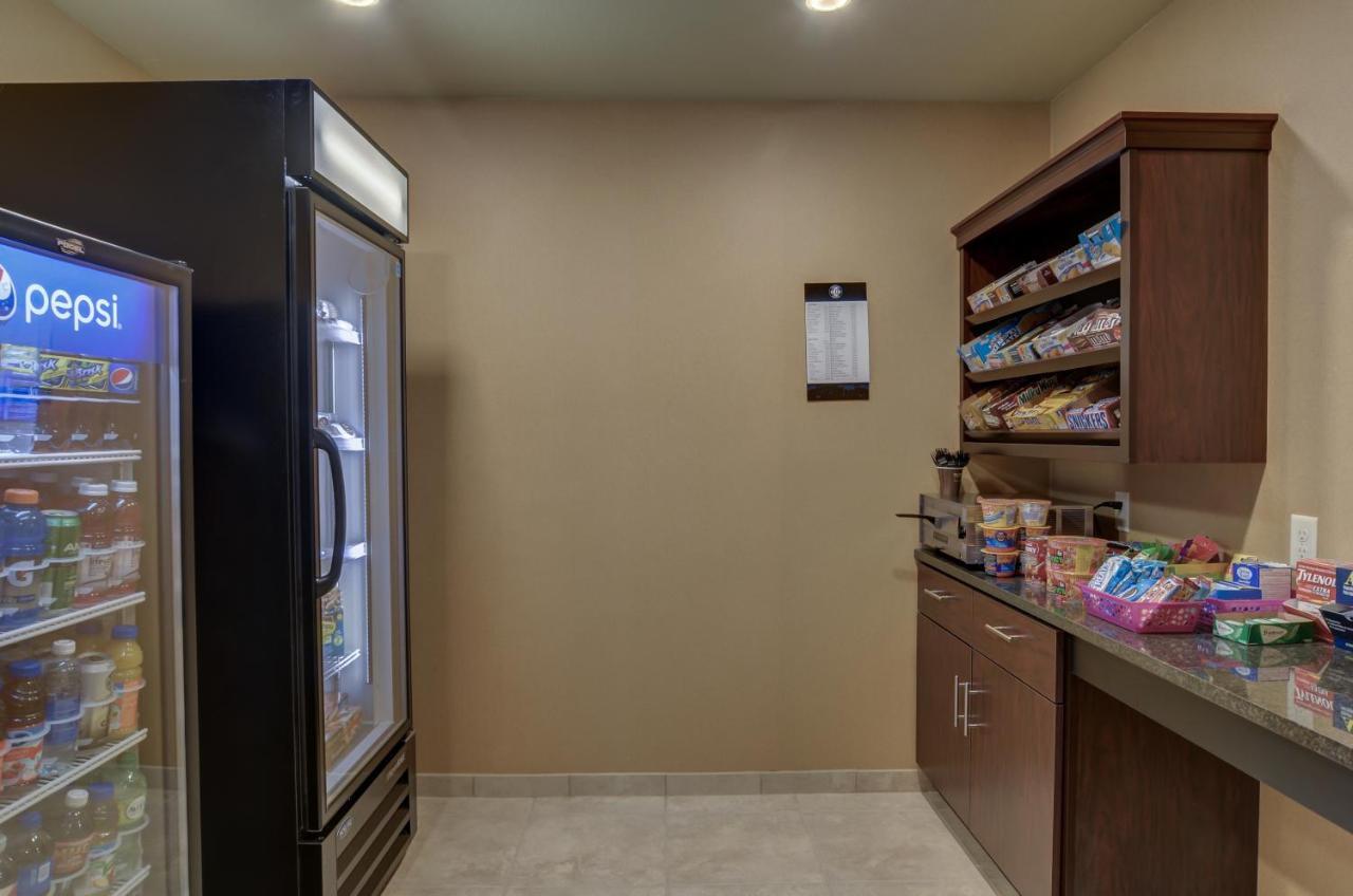 Cobblestone Inn & Suites-Kersey Dış mekan fotoğraf